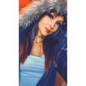 Meet your Posher, Alena